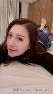 和女上司意想不到的同房投宿～被用著呢喃騎乘位數度中出直到早上的我